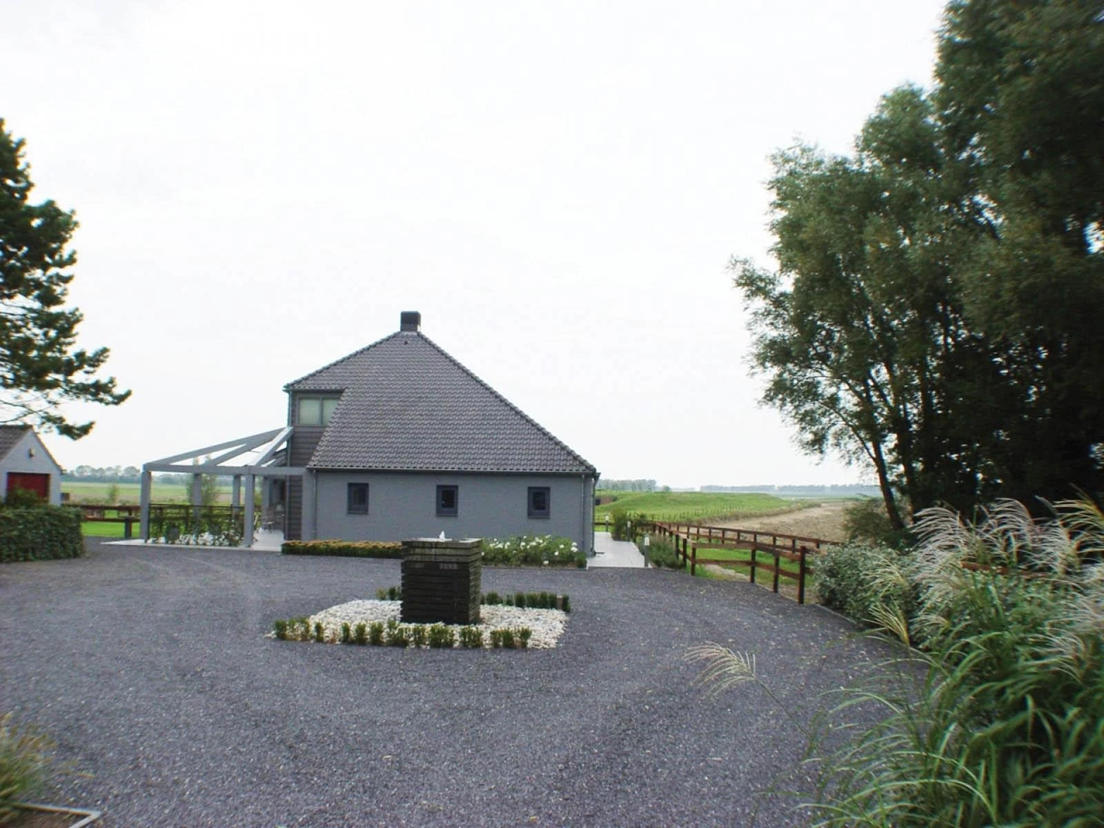 Excluton Basalt Split 2-5mm 25kg - Afbeelding 1