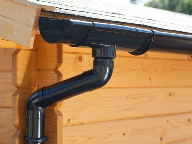 PVC Dakgoot Zadeldak E100 Zwart - Lengte 525-700 cm - Afbeelding 1