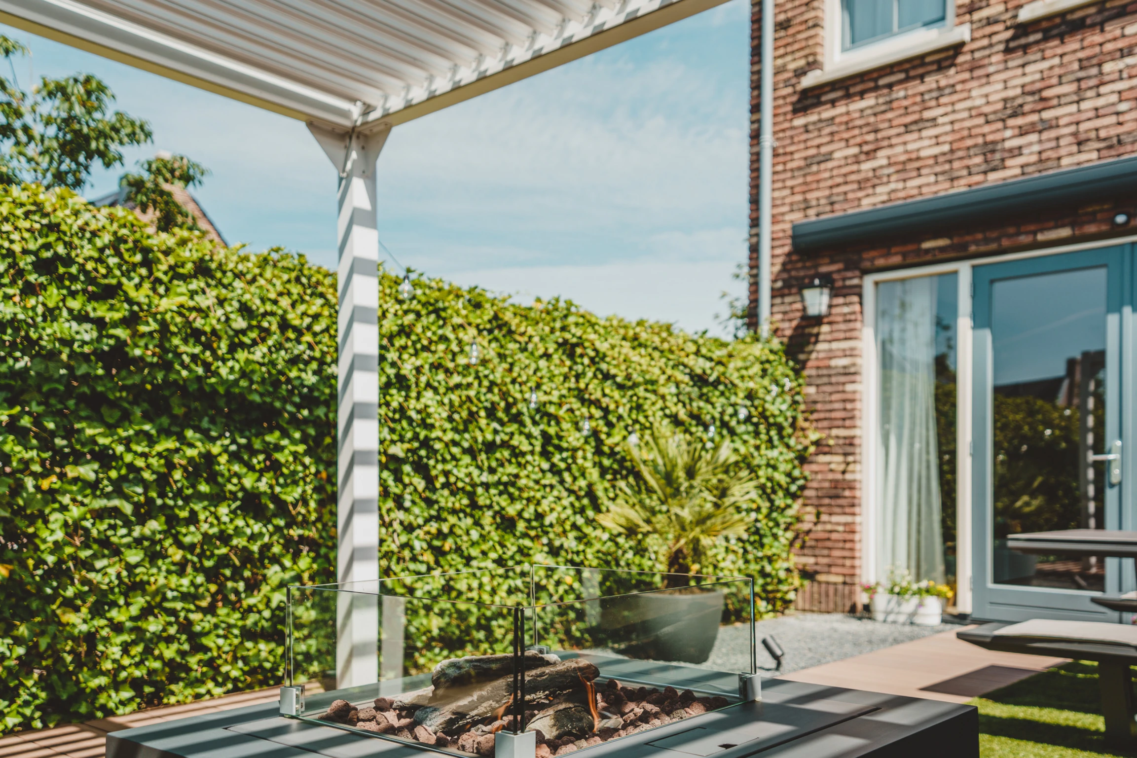 Aluminium Pergola met Lamellen Wit 300 x 300 cm - Afbeelding 8